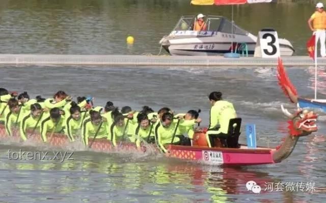 **龙舟赛上划最快的原来是救援队：一场速度与激情的意外之旅**